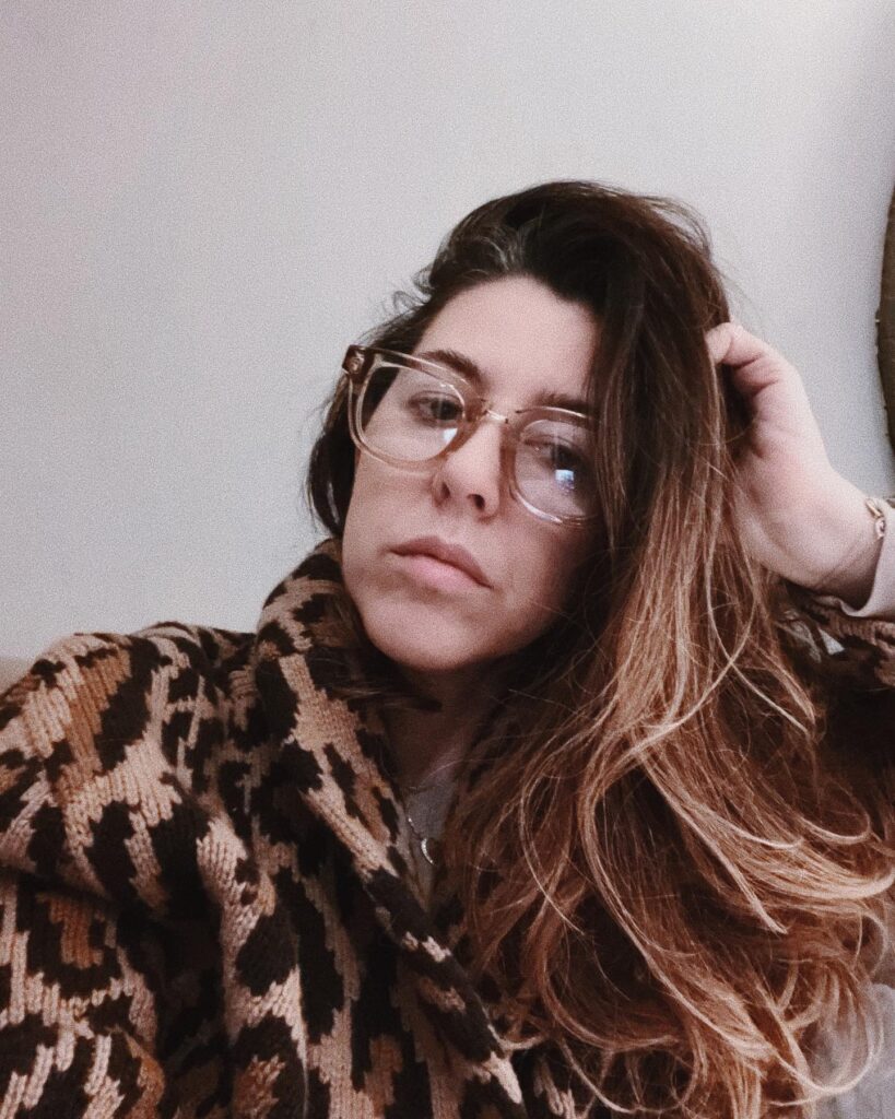 Lindsay Flores