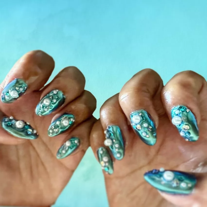 Halle Bailey "The Little Mermaid" Premiere - Hollywood Nails